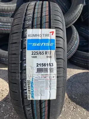 225/65 R17 Kumho Tyre Made in Korea Nylon
