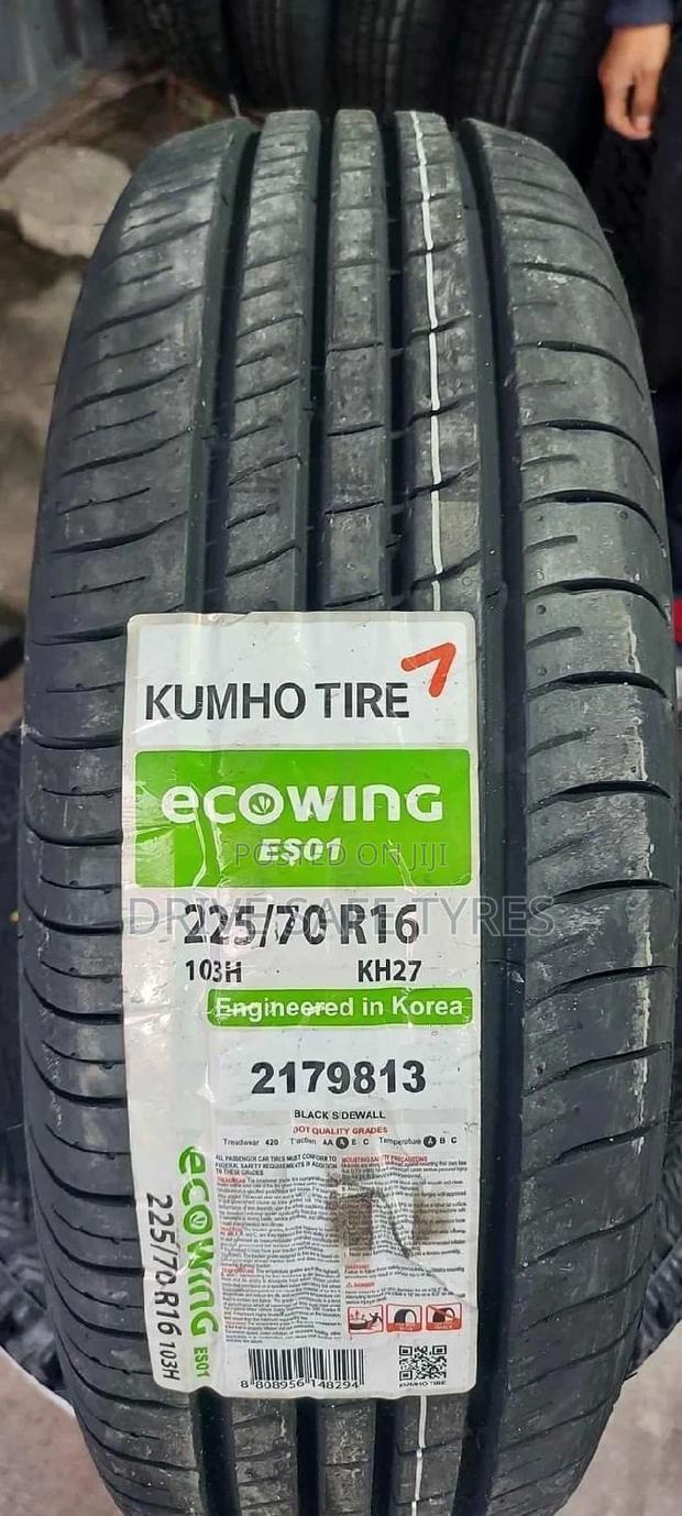 225/70 R16 Kumho Tyre Made in Korea