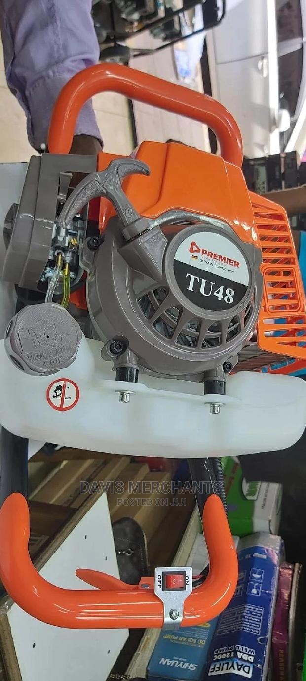 Earth Auger Machine With Three Different Size Bits - thumbnail 2