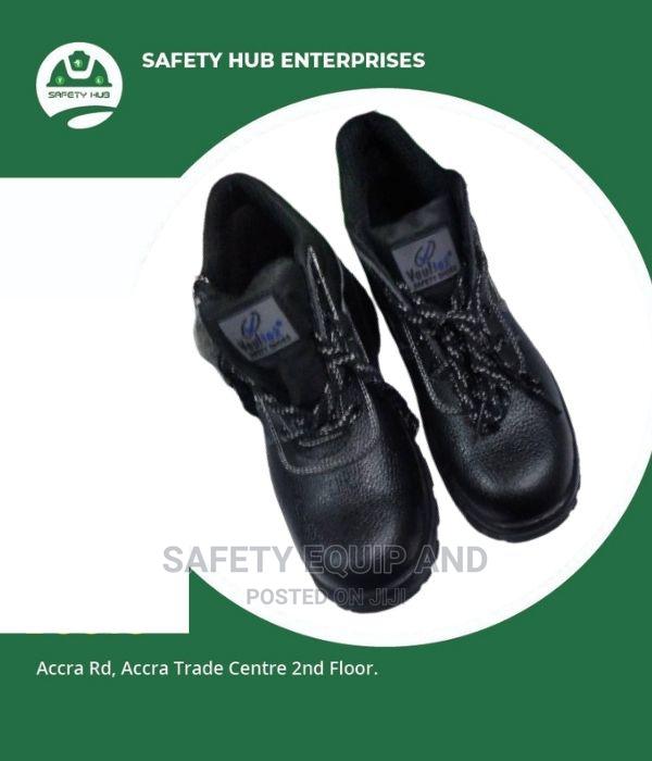 Quality Leather Safety Boots for Workers - main view
