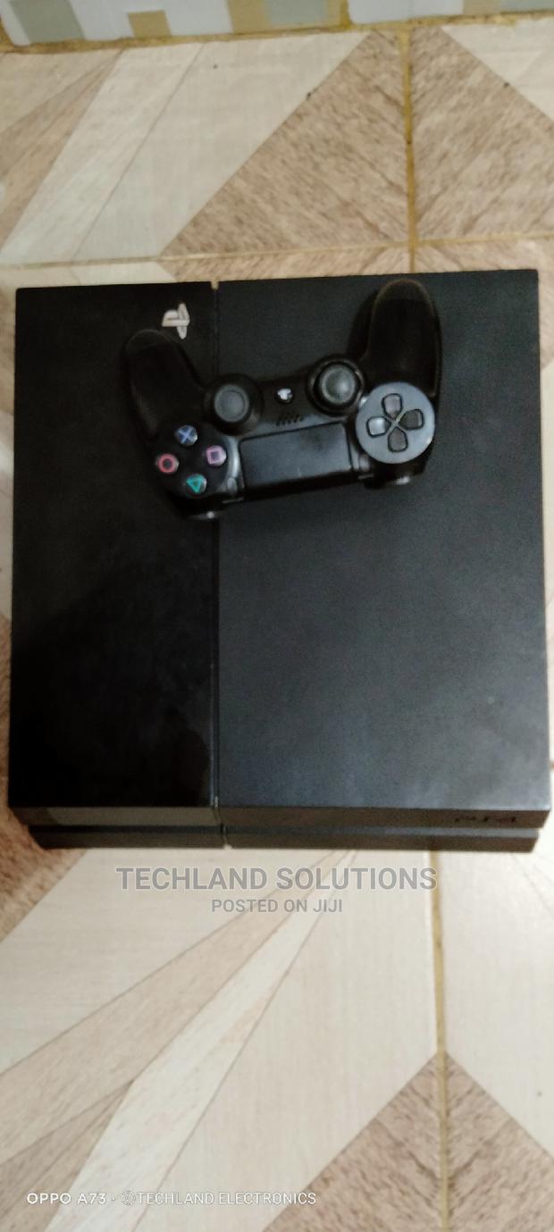 Chipped Ps4 With 10 Games - main view