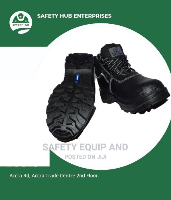 Chemical Resistant Safety Boots - thumbnail 2