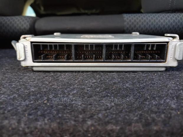 Subaru Engine Control Box - thumbnail 2