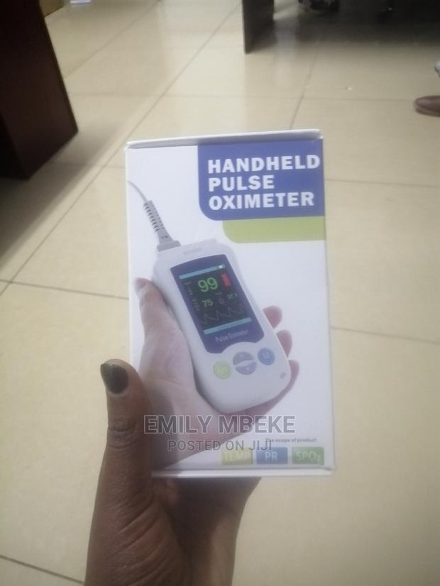 Handheld Pulse Oximeter - main view