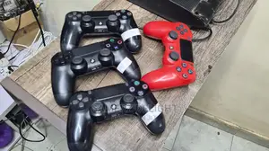 Playstation 4 Controllers