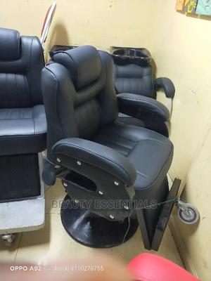 Executive Local Barber Chair - thumbnail 2