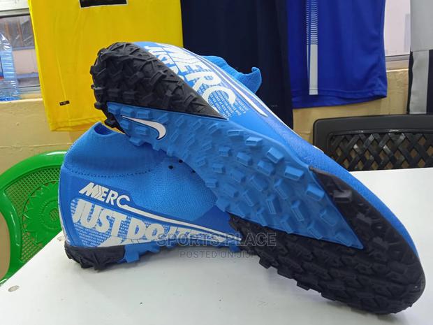 Nike Trainers - main view