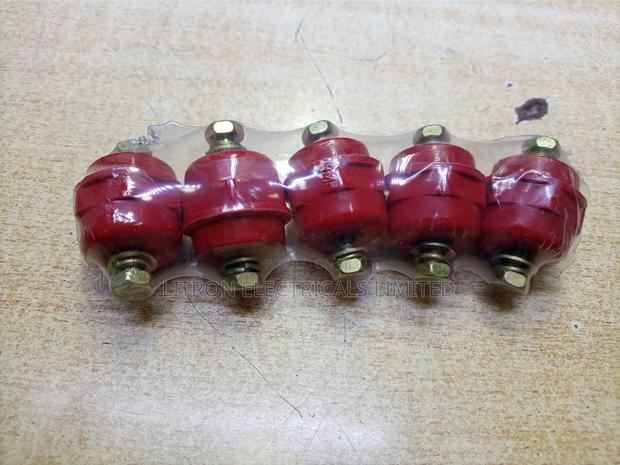 Insulators SM 25 - main view