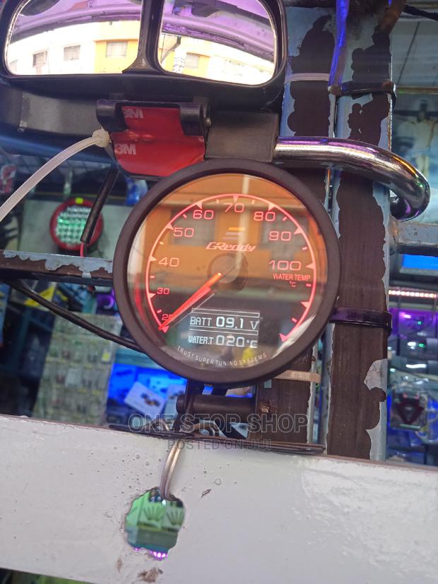 Water Temperature Gauge - main view