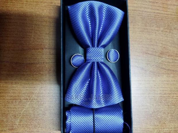 Navy Blue Bow Ties - thumbnail 3