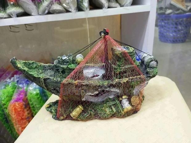 Wrecked Ship for Aquarium Beauty, Aquarium Accessories - main view
