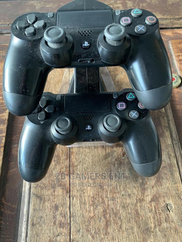 Ps4 Slim 2 Pads Used - thumbnail 2