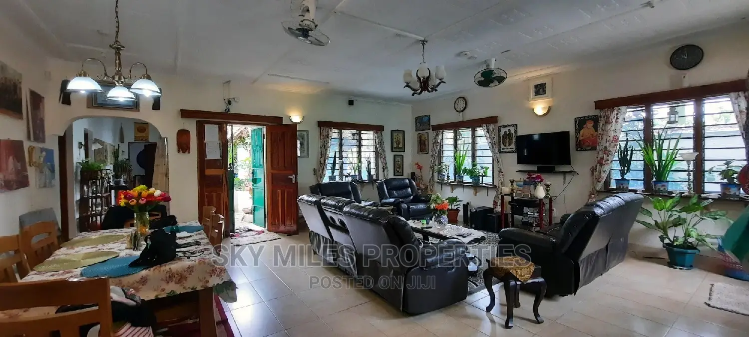 Furnished 4bdrm Villa in Jumba Ruins Way, Mtwapa for Sale