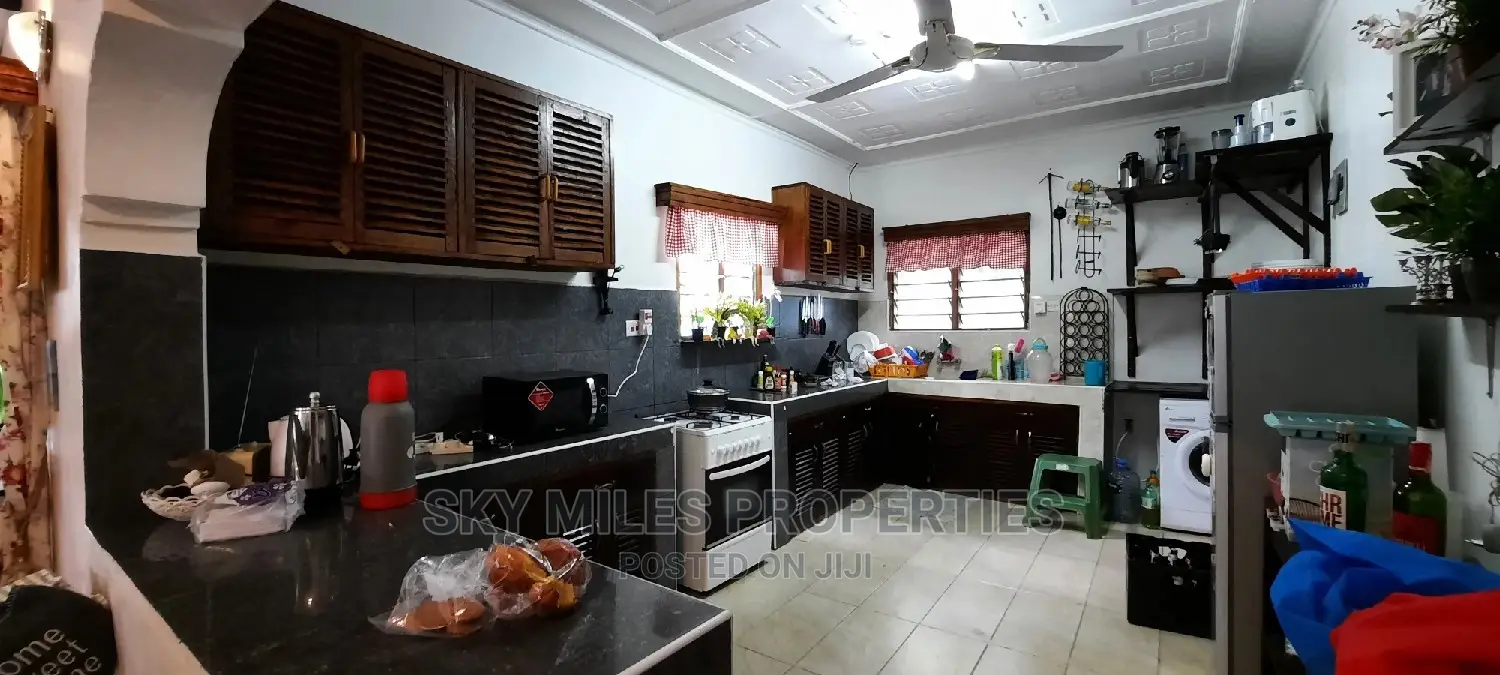Furnished 4bdrm Villa in Jumba Ruins Way, Mtwapa for Sale