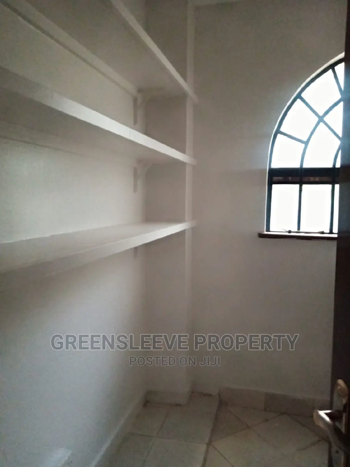 4bdrm Villa in Karen for Rent