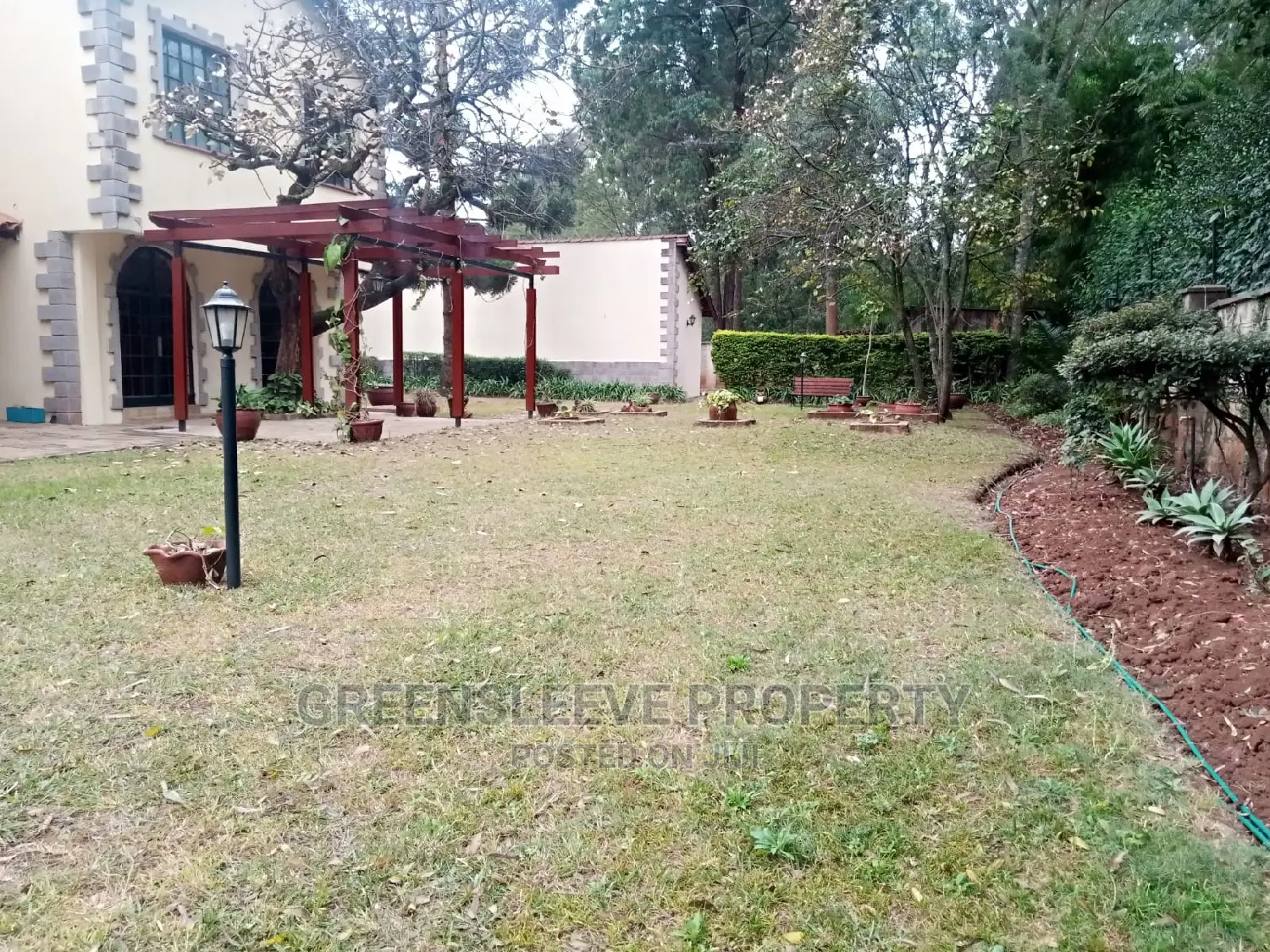 4bdrm Villa in Karen for Rent