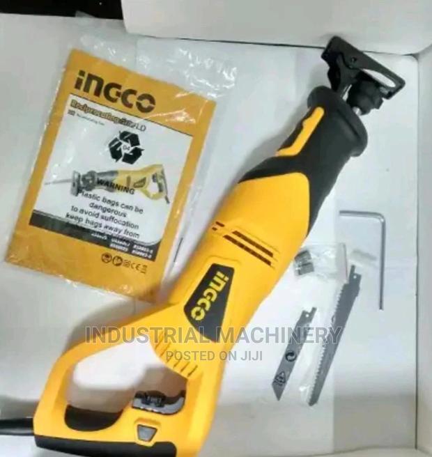 Lithium-Ion Reciprocating Saw