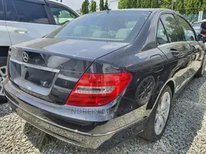 Mercedes-Benz C200 2014 Gray