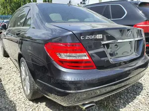 Mercedes-Benz C200 2014 Gray