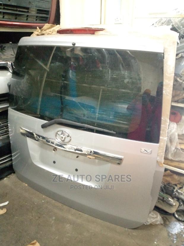Toyota Noah 2008 Boot