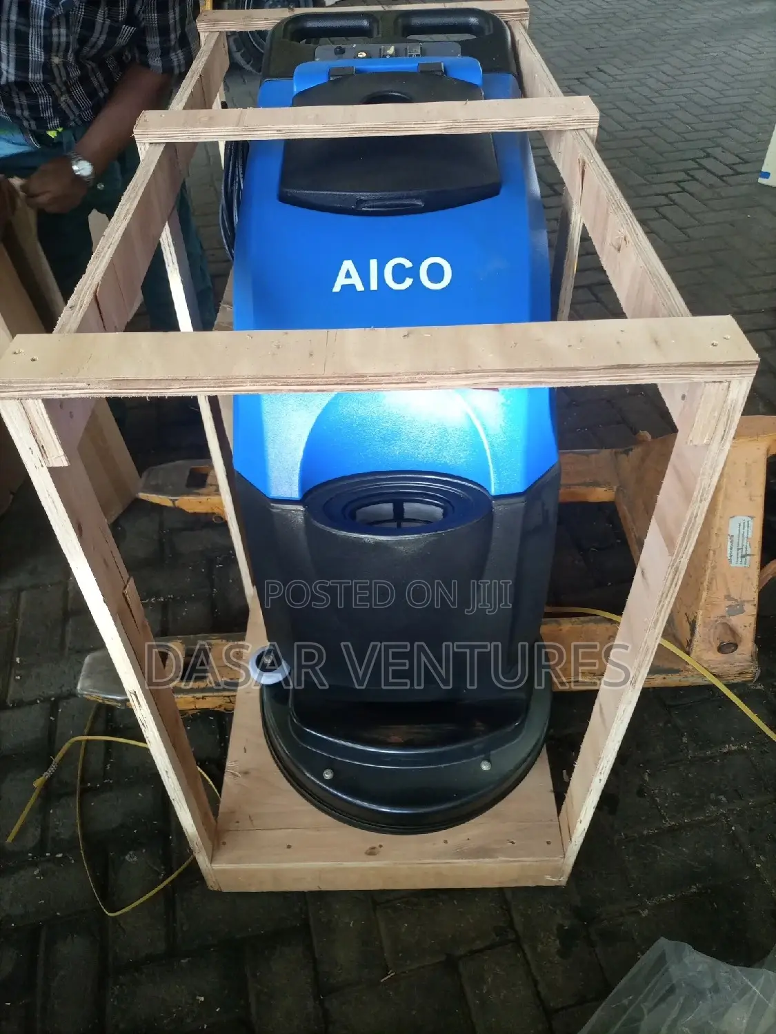 Automatic Floor Scrubber Machines