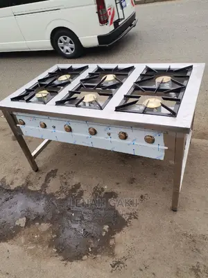 Gas Cooker 6 Burners
