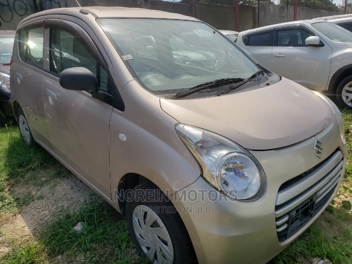 Suzuki Alto 2015 Pink