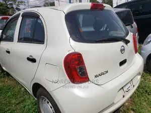 Nissan March 2015 Pearl