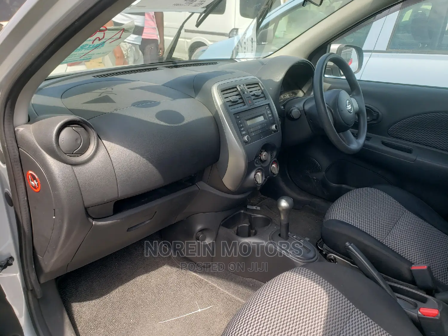 Nissan March 2015 Gray
