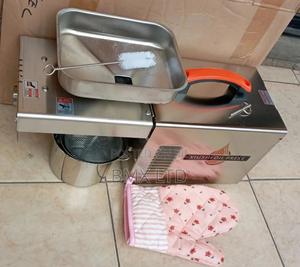 Original Oil Expressing Machine. - thumbnail 2