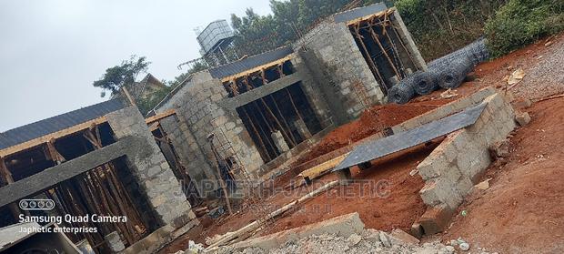 Machine Cut Stones,Available in Differente Colours - thumbnail 3