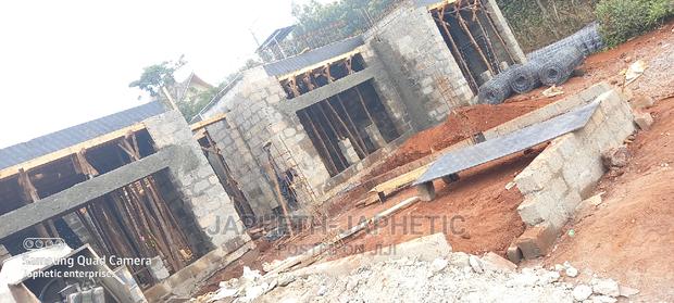 Machine Cut Stones,Available in Differente Colours - thumbnail 4