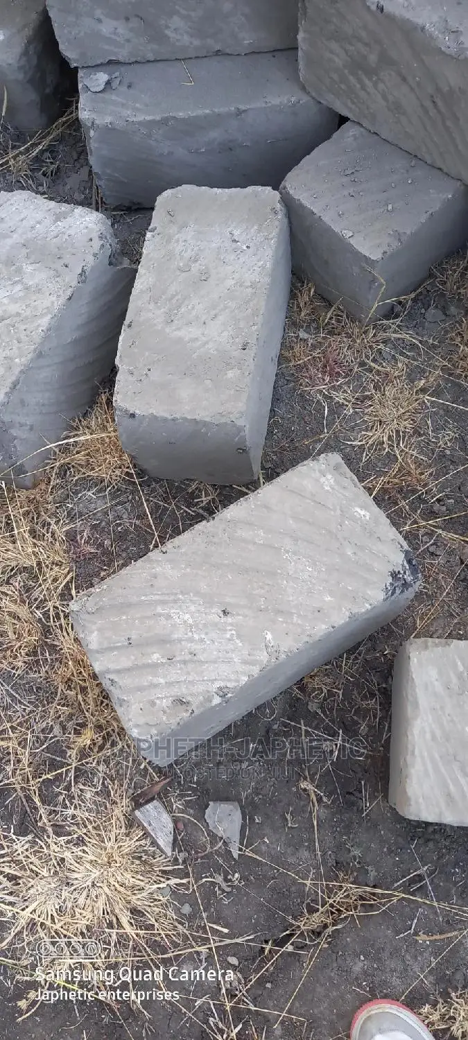 First Grade~Machine Cut Stones 9'