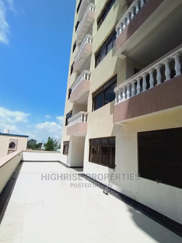 3bdrm Apartment in Kizingo for Sale - thumbnail 5