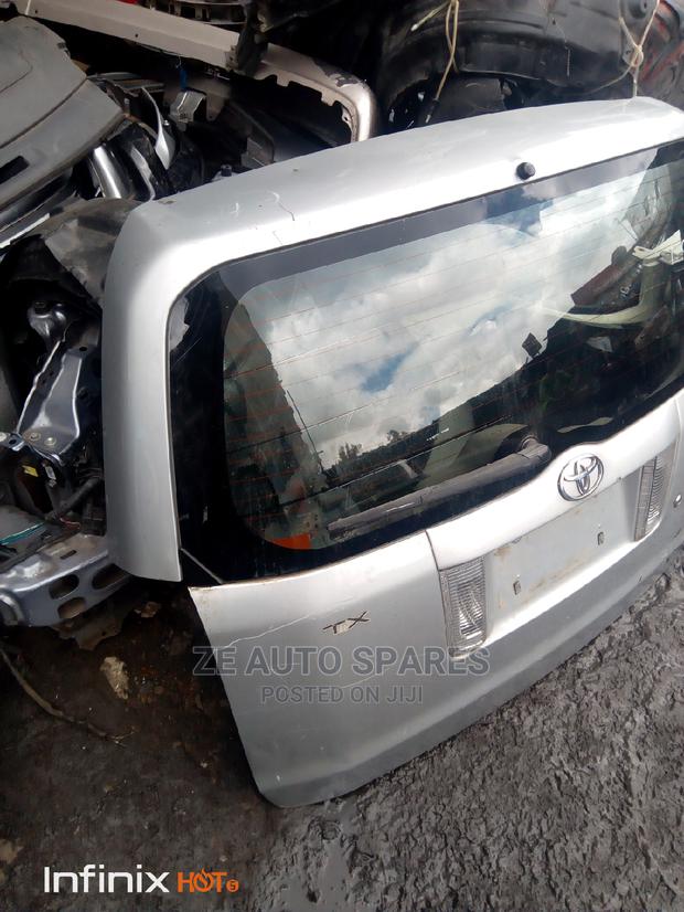 Toyota Succeed Boot