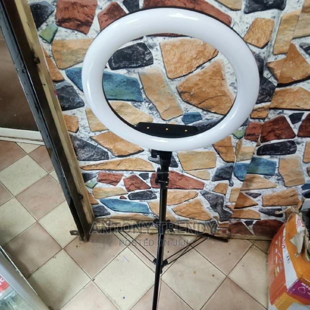 14 Inch Ring Light With Three Holders And Tripod - thumbnail 3