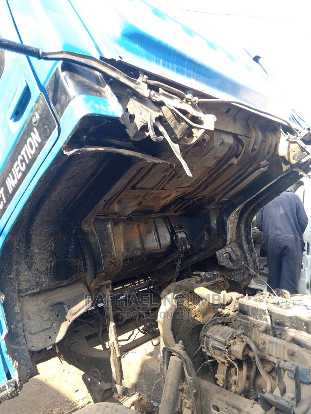 A Isuzu Elf 3.3 Canter - thumbnail 10