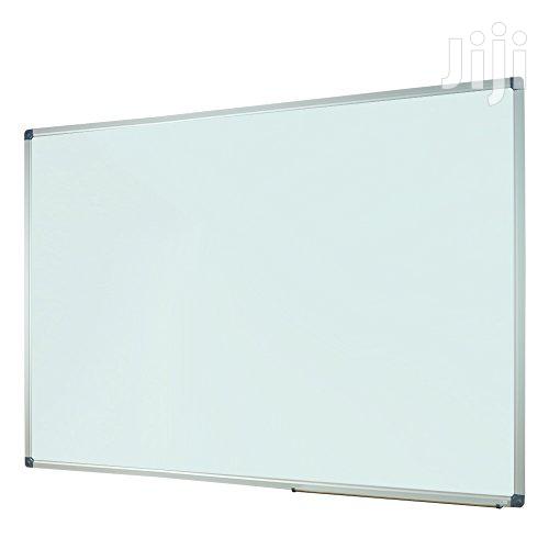 Whiteboard 4 by 3 - thumbnail 3