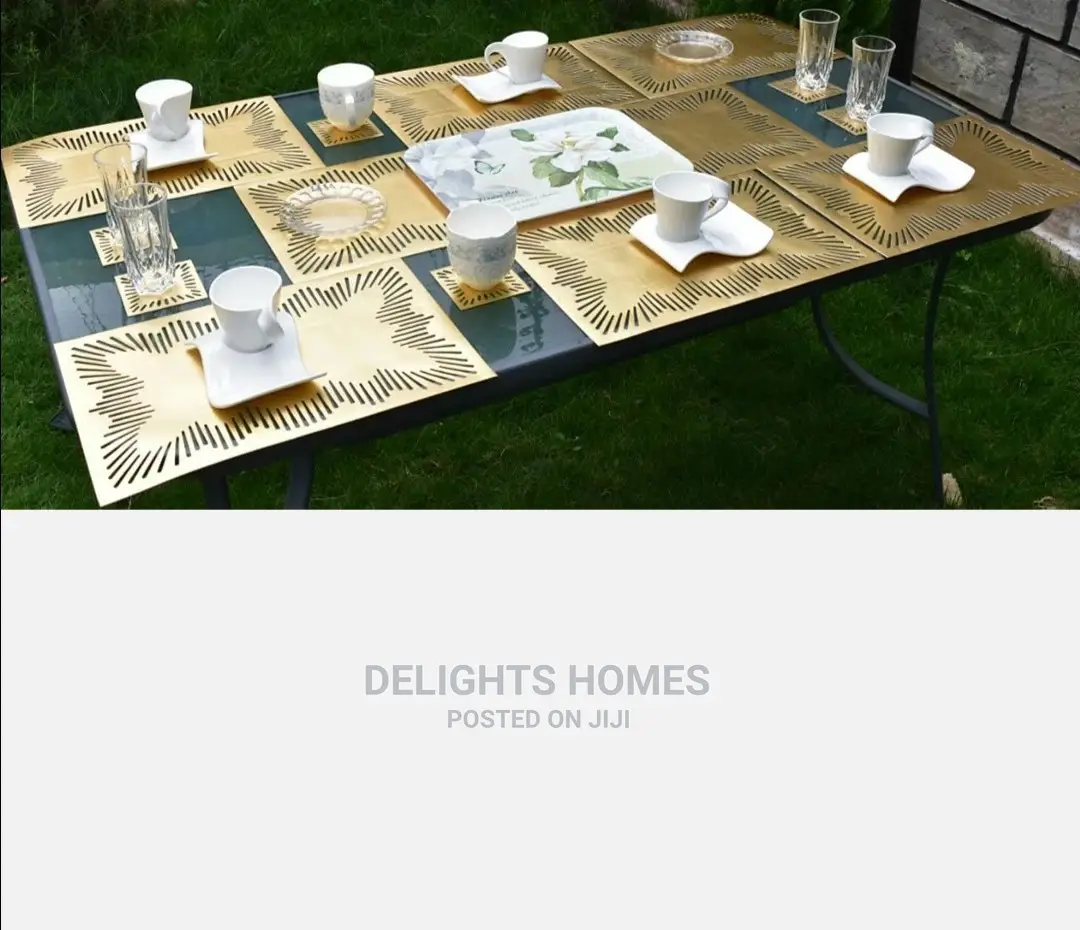 13pcs Non Woven Tablemats Set