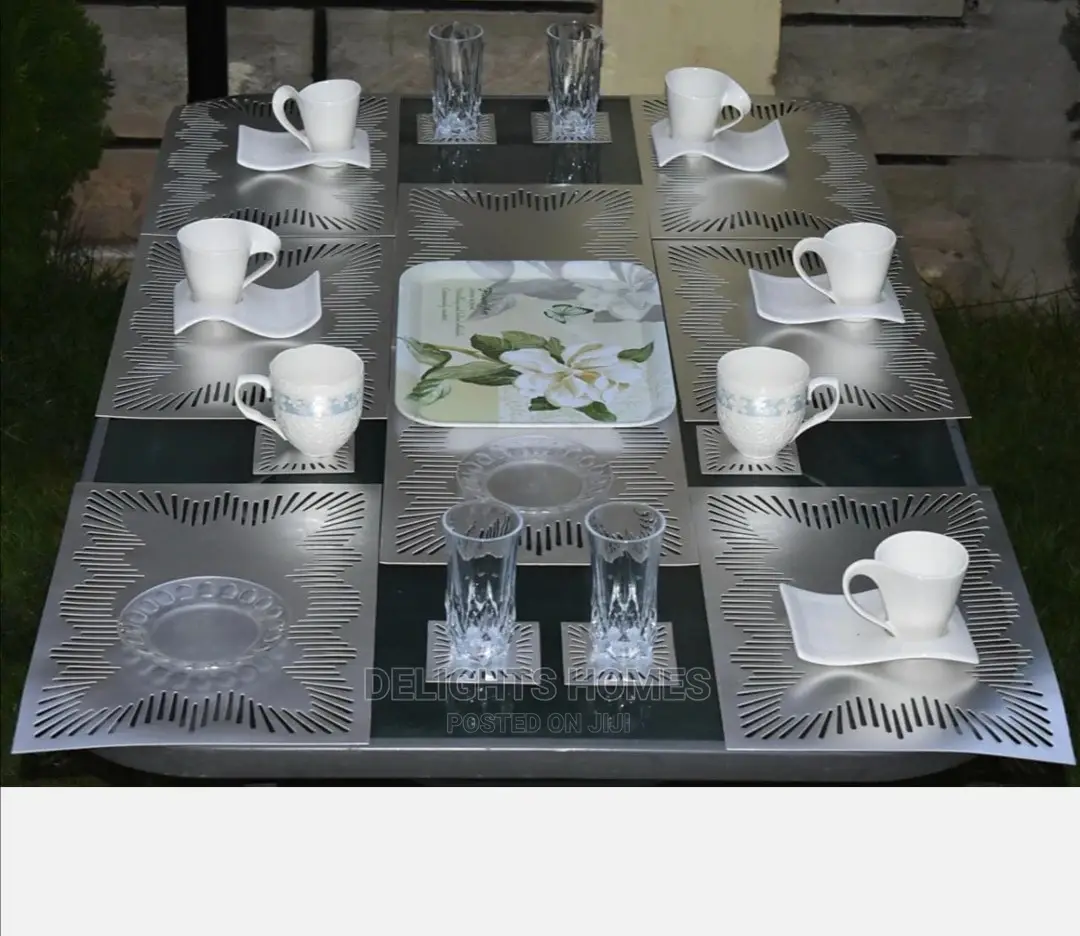 13pcs Non Woven Tablemats Set