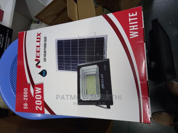 Neelux LED Solar Flood Panel 200W - thumbnail 2
