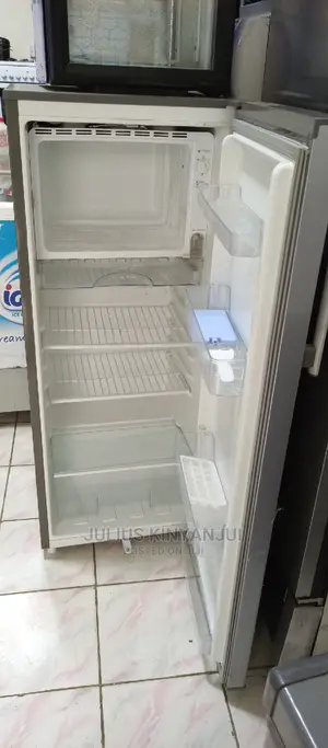 Fridge Hot Point
