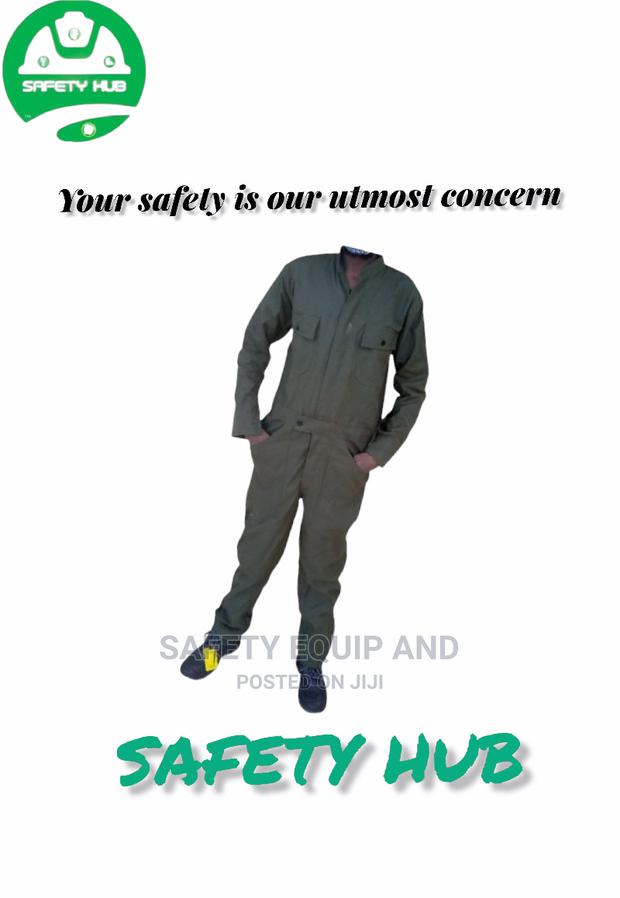 Plain Safety Overall - main view