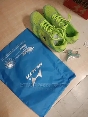 Health Proffesional Athletic Running Shoes Size 5,6,7,8,9,10