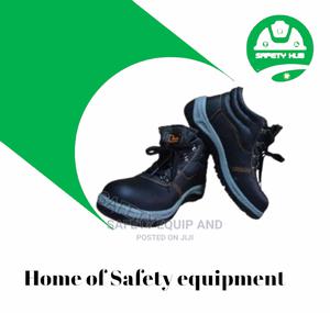 Ultimate Plus Safety Boots - thumbnail 2