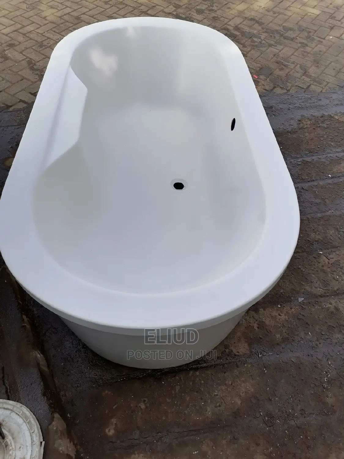 Oval Bathtub
