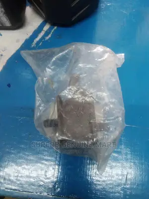 Isuzu 4.3 Gear Box Mounting