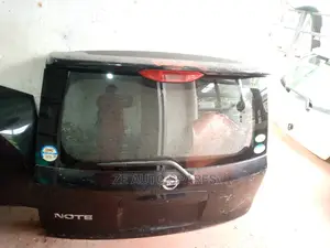 Toyota Nissan Note 2008 Boot