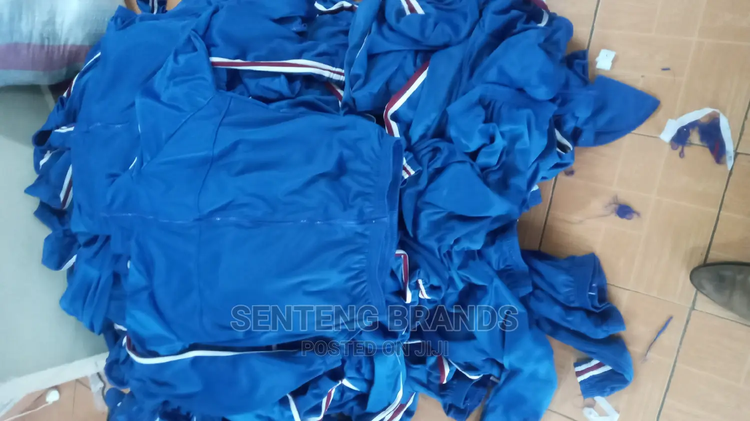 School Track Suits, in Bulk