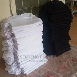 100% Pure Cotton Plain Tshirts. Round Neck All Colours